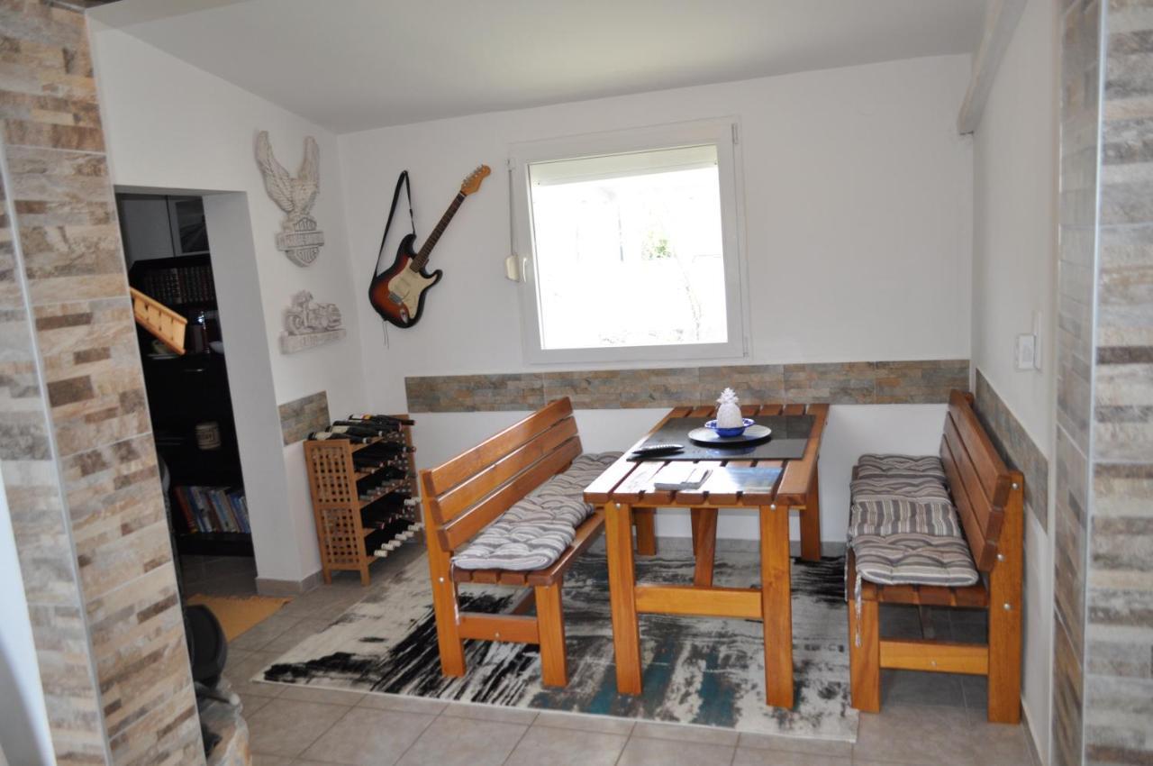 Familien Ferienhaus Vir Croatia 150M Strand Restaurant Einkaufen Dış mekan fotoğraf