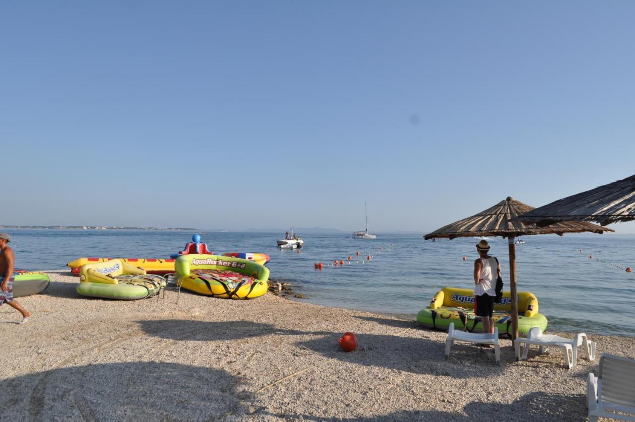 Familien Ferienhaus Vir Croatia 150M Strand Restaurant Einkaufen Dış mekan fotoğraf
