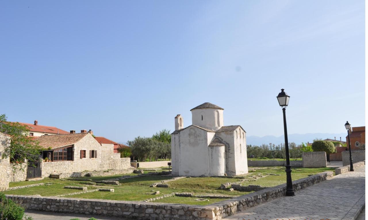 Familien Ferienhaus Vir Croatia 150M Strand Restaurant Einkaufen Dış mekan fotoğraf